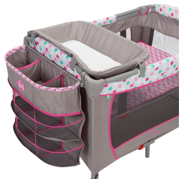 Minnie mouse pack hotsell and play with bassinet